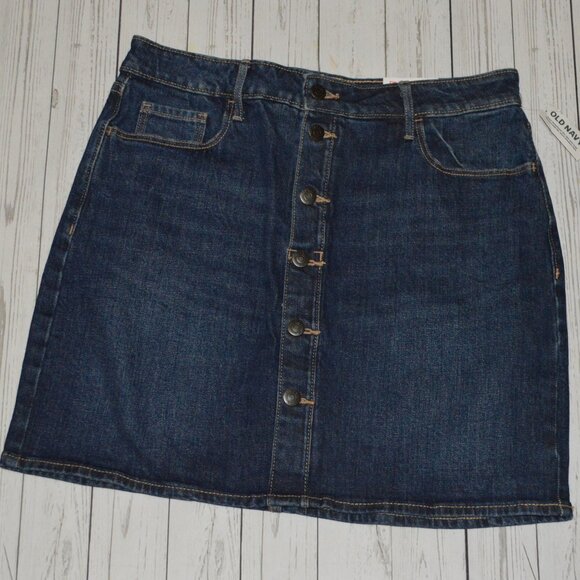 Old Navy Dresses & Skirts - Old Navy NWT High-Rise Button Front Denim Skirt - 8